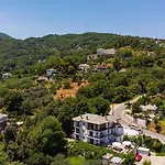 Paradeisos Pelion *