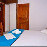 Paradeisos Pelion 아파트