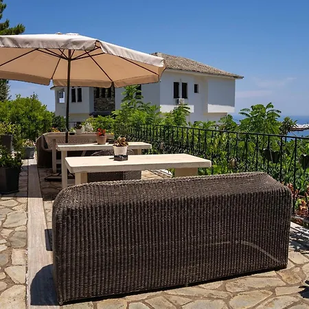 Paradeisos Pelion * Áyios Dhimítrios