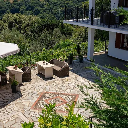 Paradeisos Pelion
