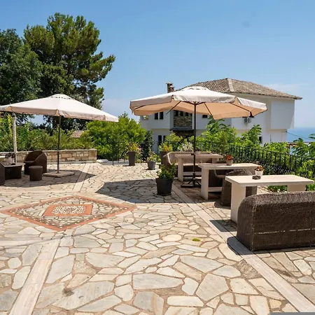 Paradeisos Pelion شقة