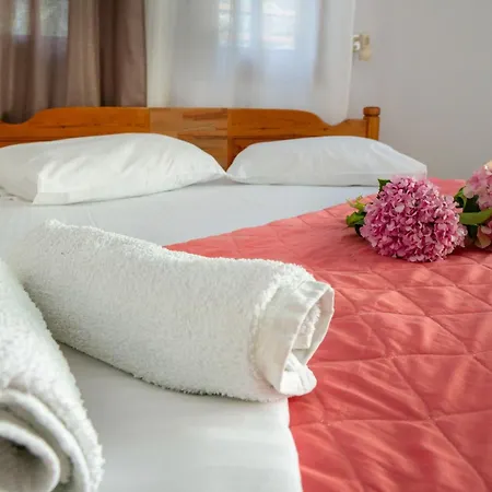 Paradeisos Pelion * Áyios Dhimítrios